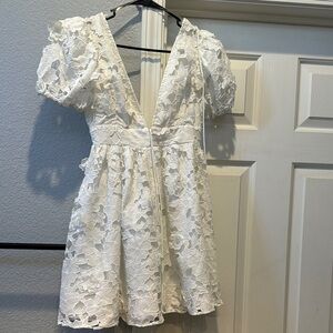 Elegant White Floral Lace Dress